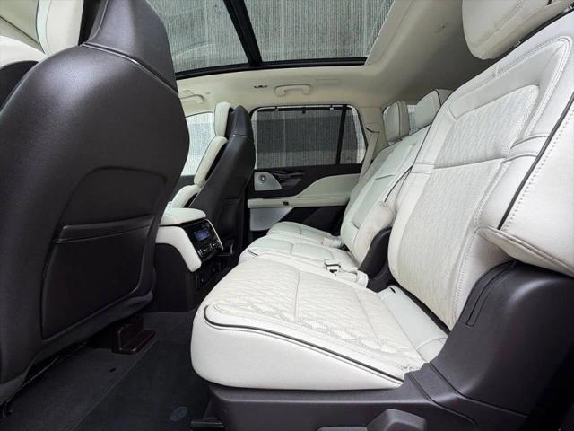 2023 Lincoln Aviator Black Label