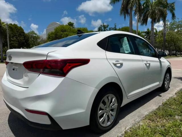 2021 Hyundai Accent SE