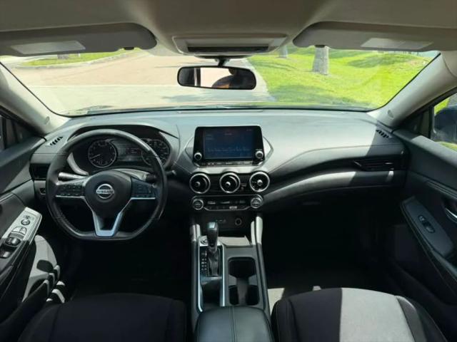 2021 Nissan Sentra SV Xtronic CVT