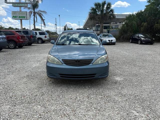 2004 Toyota Camry LE
