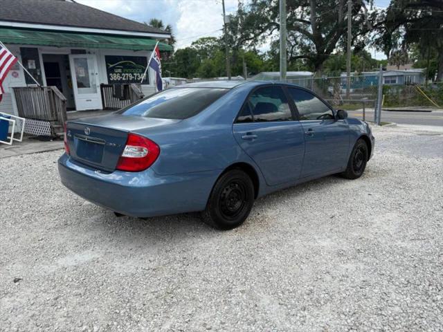 2004 Toyota Camry LE