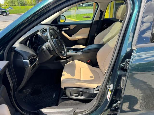 2018 Jaguar F-PACE 25t Premium
