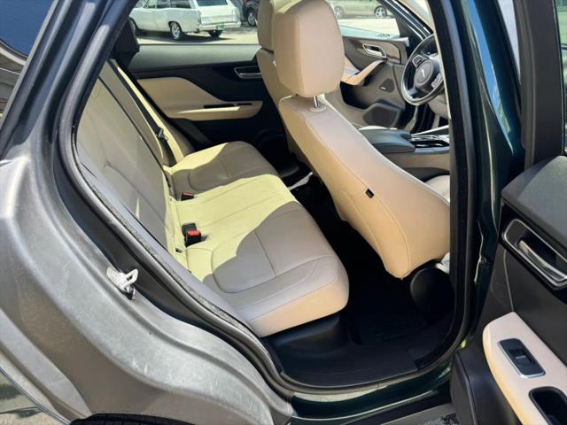 2018 Jaguar F-PACE 25t Premium