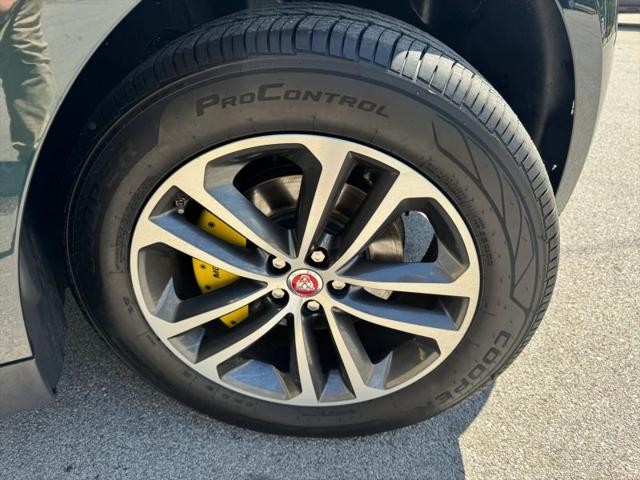 2018 Jaguar F-PACE 25t Premium