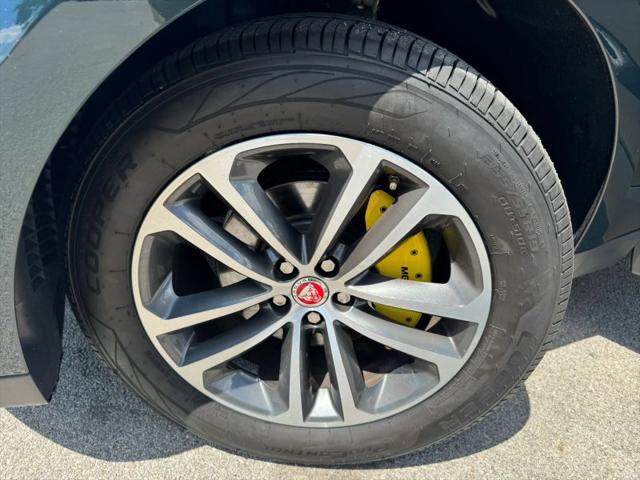 2018 Jaguar F-PACE 25t Premium