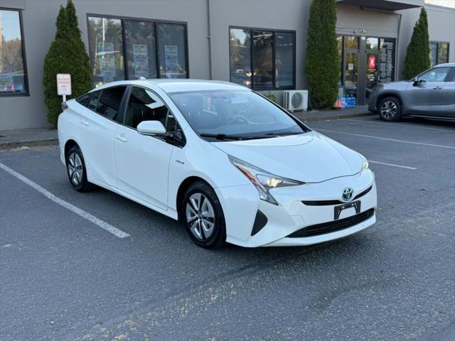 2016 Toyota Prius Three