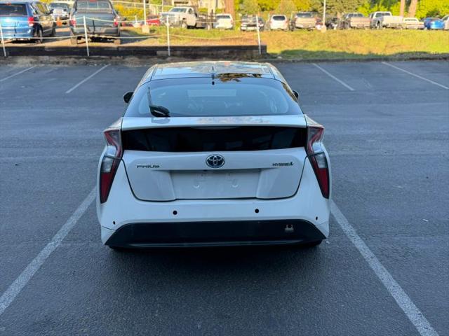 2016 Toyota Prius Three
