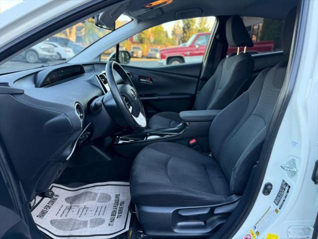 2016 Toyota Prius Three