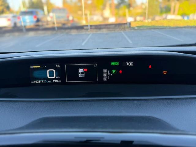 2016 Toyota Prius Three