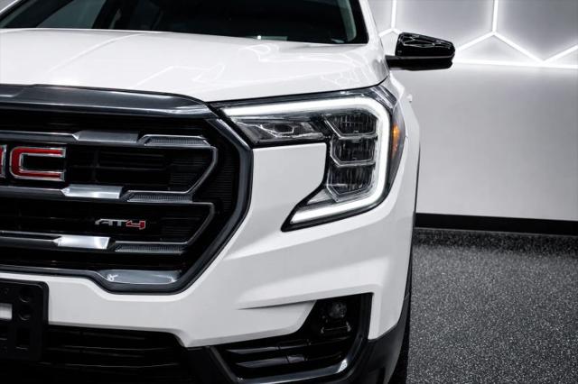 2024 GMC Terrain AWD AT4