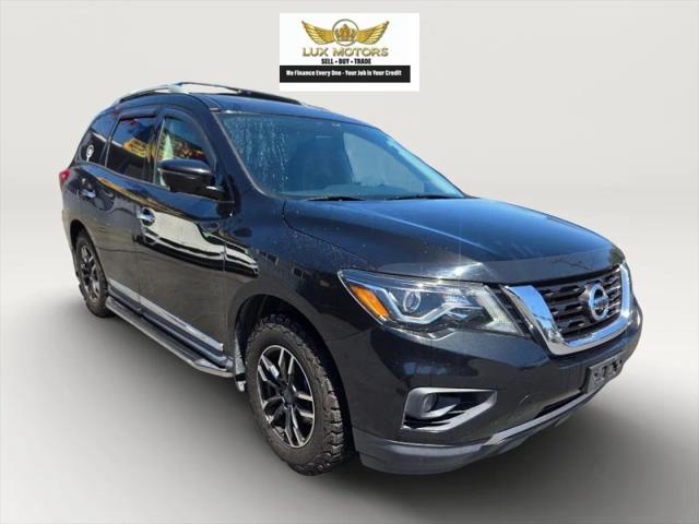2017 Nissan Pathfinder Platinum