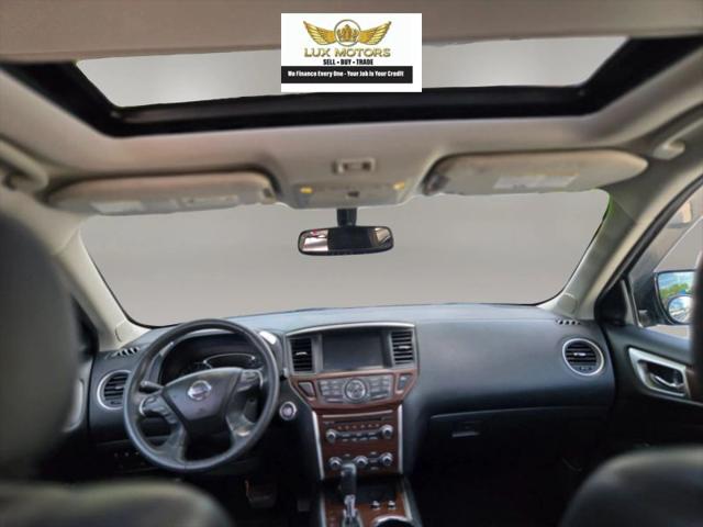 2017 Nissan Pathfinder Platinum