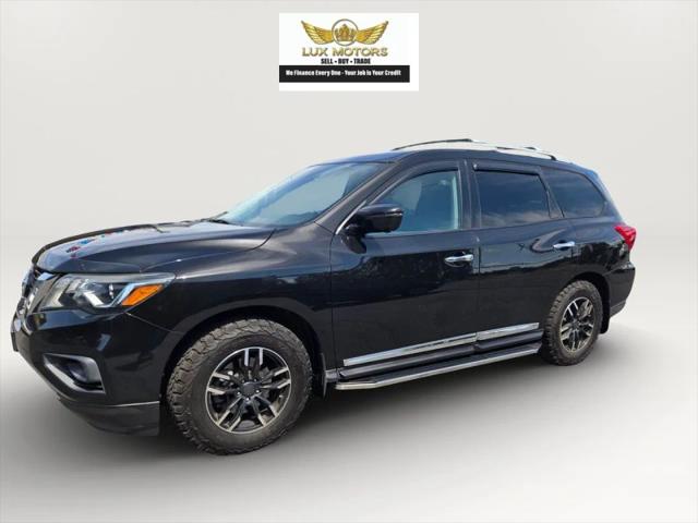 2017 Nissan Pathfinder Platinum