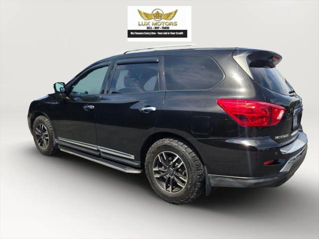 2017 Nissan Pathfinder Platinum