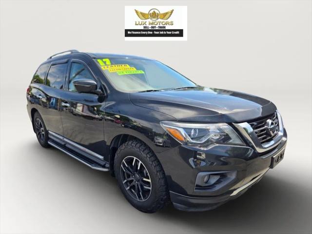 2017 Nissan Pathfinder Platinum