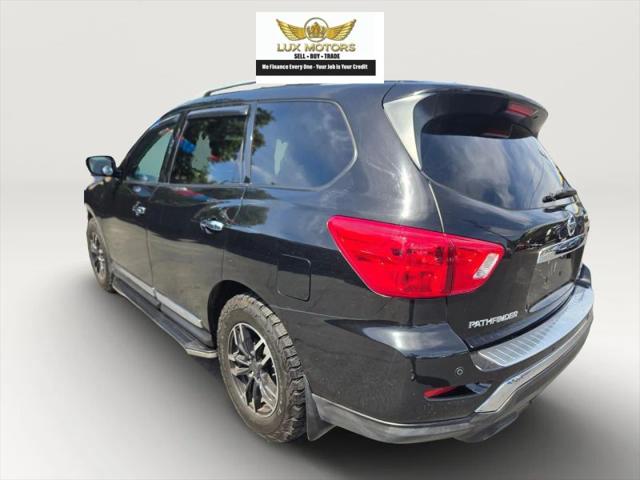 2017 Nissan Pathfinder Platinum