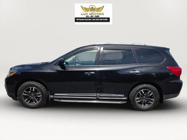 2017 Nissan Pathfinder Platinum