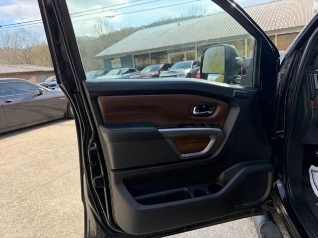 2019 Nissan Titan SV
