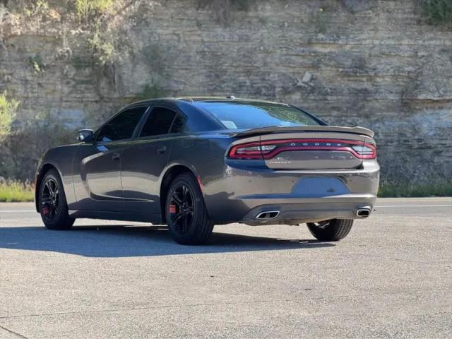 2020 Dodge Charger SXT RWD