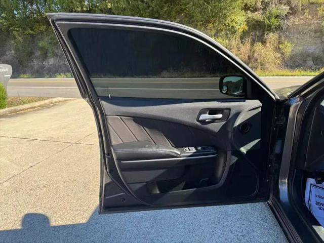 2020 Dodge Charger SXT RWD