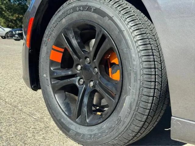 2020 Dodge Charger SXT RWD