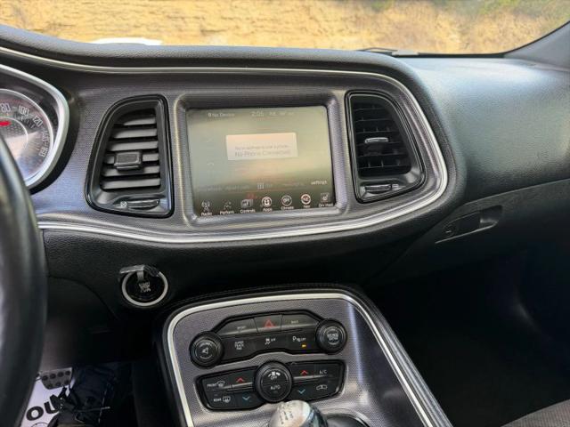 2015 Dodge Challenger R/T Plus