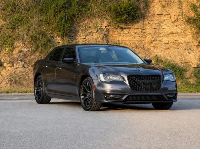 2019 Chrysler 300 Touring for sale in Woodbury, TN
