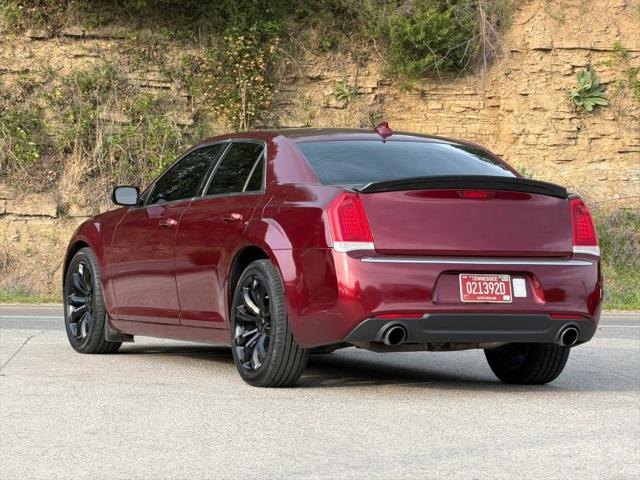 2017 Chrysler 300 Limited