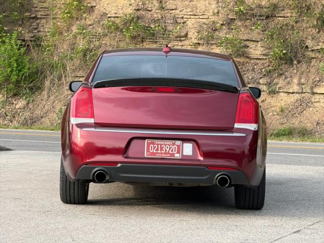 2017 Chrysler 300 Limited
