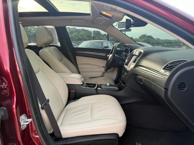 2017 Chrysler 300 Limited