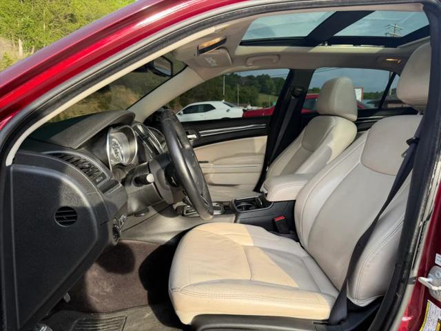 2017 Chrysler 300 Limited