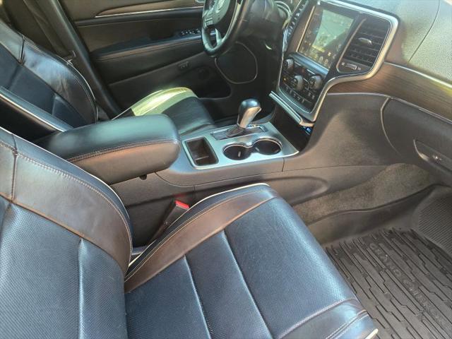 2017 Jeep Grand Cherokee Overland 4x2