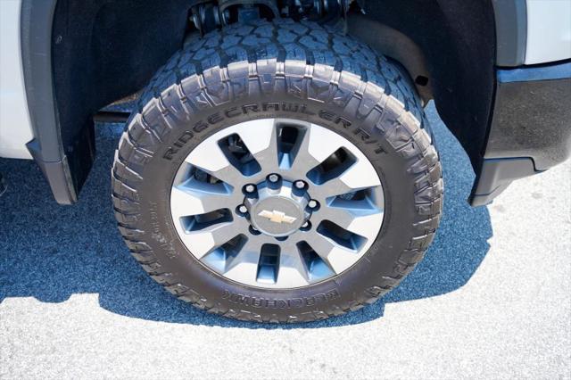2021 Chevrolet Silverado 2500HD 4WD Crew Cab Standard Bed Custom