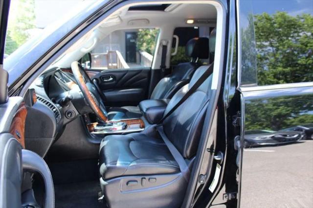 2017 INFINITI QX80 Base