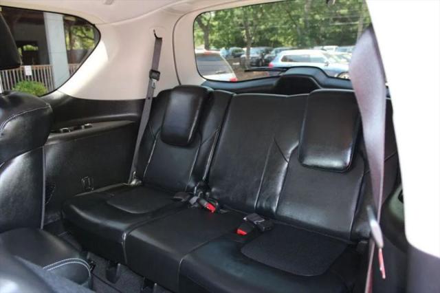 2017 INFINITI QX80 Base