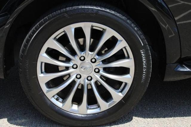 2017 INFINITI QX80 Base