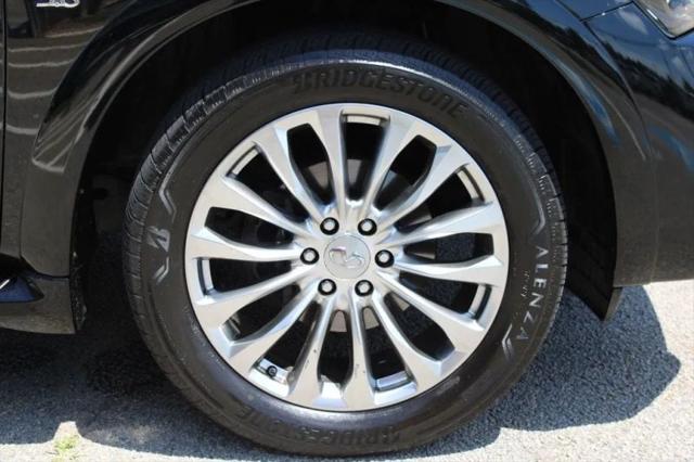 2017 INFINITI QX80 Base