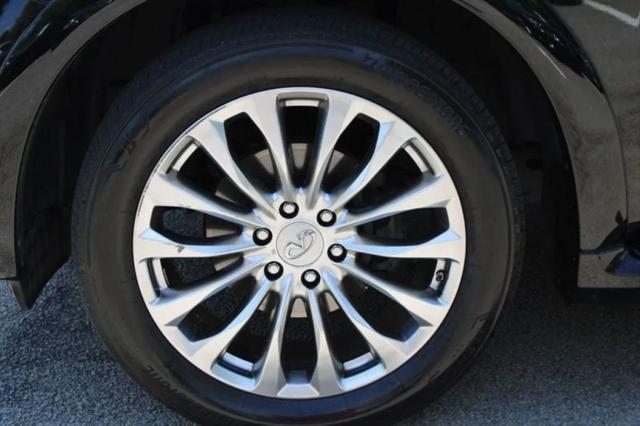 2017 INFINITI QX80 Base
