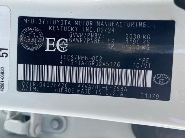 2024 Toyota Camry SE