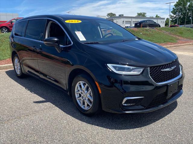 2024 Chrysler Pacifica Touring L for sale in Florence, SC