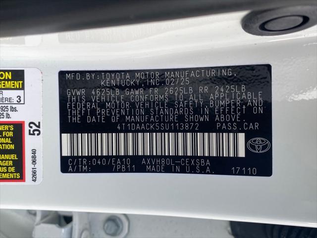 2025 Toyota Camry SE