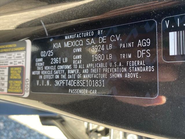 2025 Kia K4 LXS
