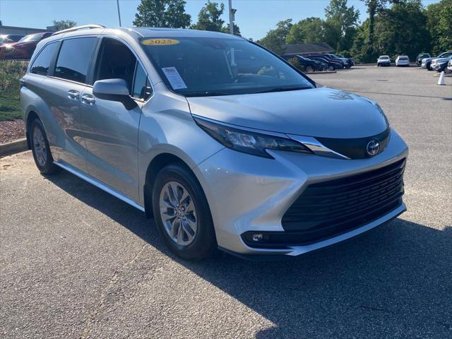 2025 Toyota Sienna XLE for sale in Florence, SC