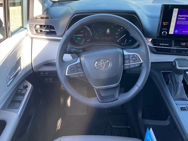 2025 Toyota Sienna XLE