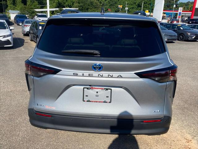 2025 Toyota Sienna XLE