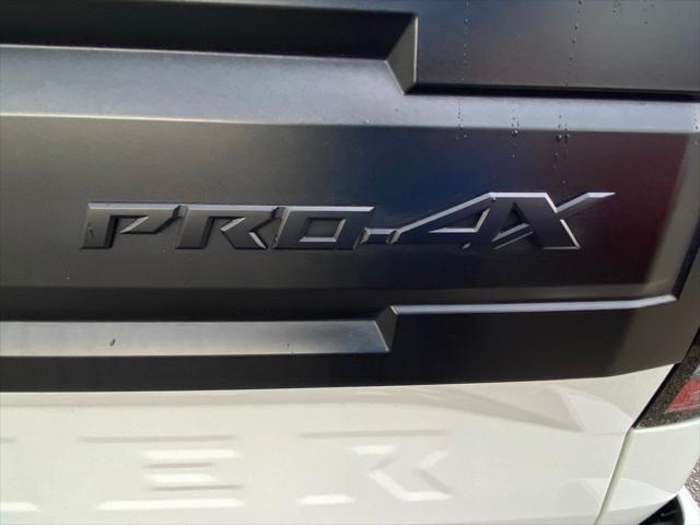 2025 Nissan Frontier Crew Cab Long Bed PRO-4X 4x4