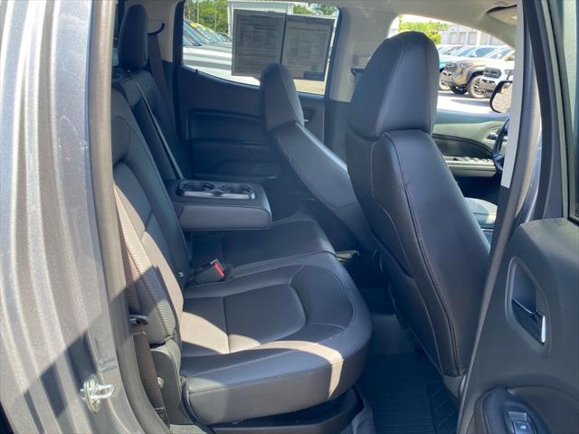 2022 GMC Canyon 4WD Crew Cab Short Box AT4 - Leather