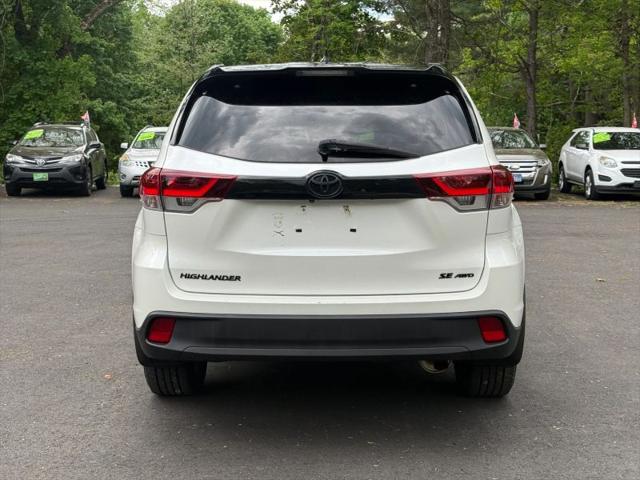 2019 Toyota Highlander SE