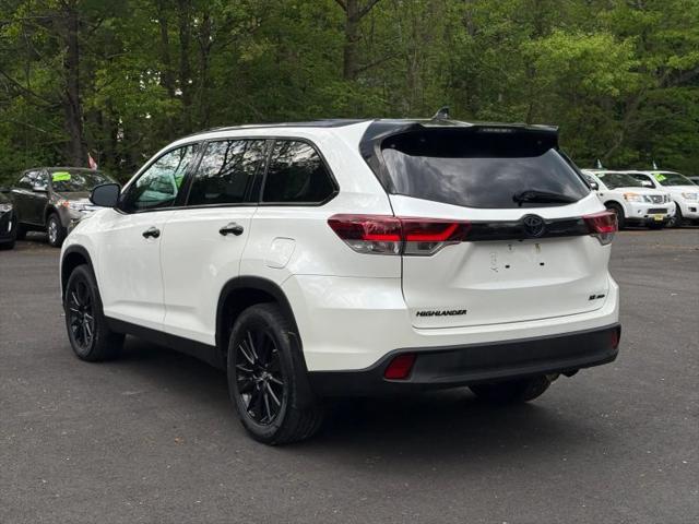 2019 Toyota Highlander SE