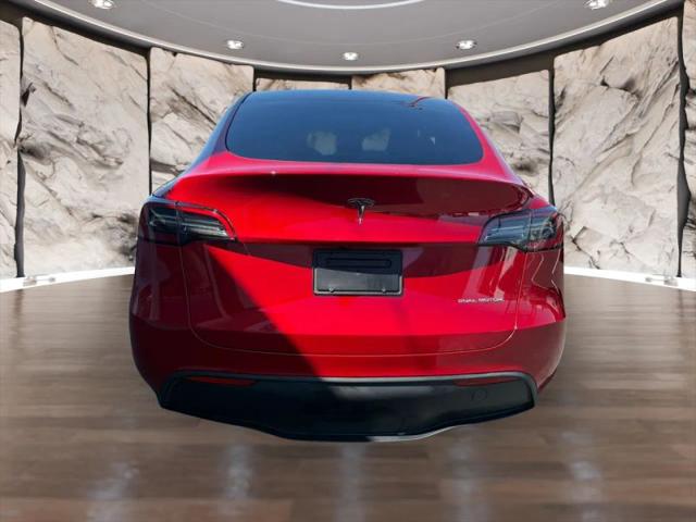 2023 Tesla Model Y Base